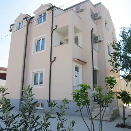 Apartment M&b