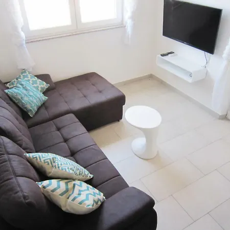 M&b Apartment Srima